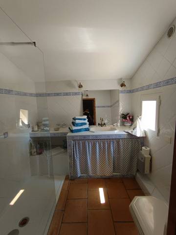 B&b for 2 People in Saint-Marc-Jaumegarde, Aix-en-Provence region, Photo 4