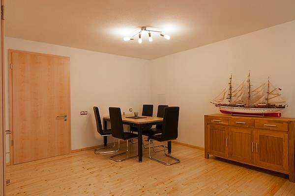 Ganze Ferienwohnung, D1: Barrierefreie Wohnung bis 6 Personen in Traben-Trarbach, Bernkastel-Kues & Umgebung