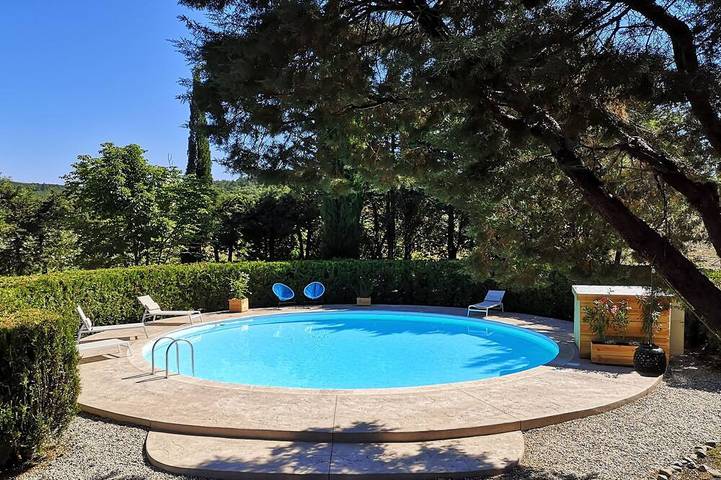 Gîte pour 6 personnes, avec jardin à Durfort-et-Saint-Martin-de-Sossenac