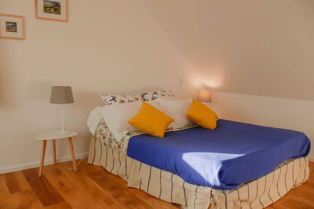 New comfortable house near beaches, 2 bedrooms in Locmaria, Côte des Mégalithes