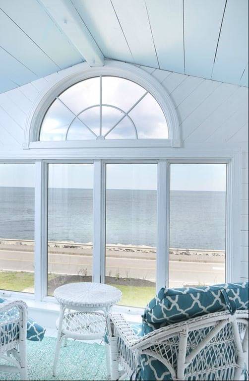 Um 1870 Oceanfront Home in Brant Rock - herrliche Aussicht auf den Ozean in Marshfield, Massachusetts