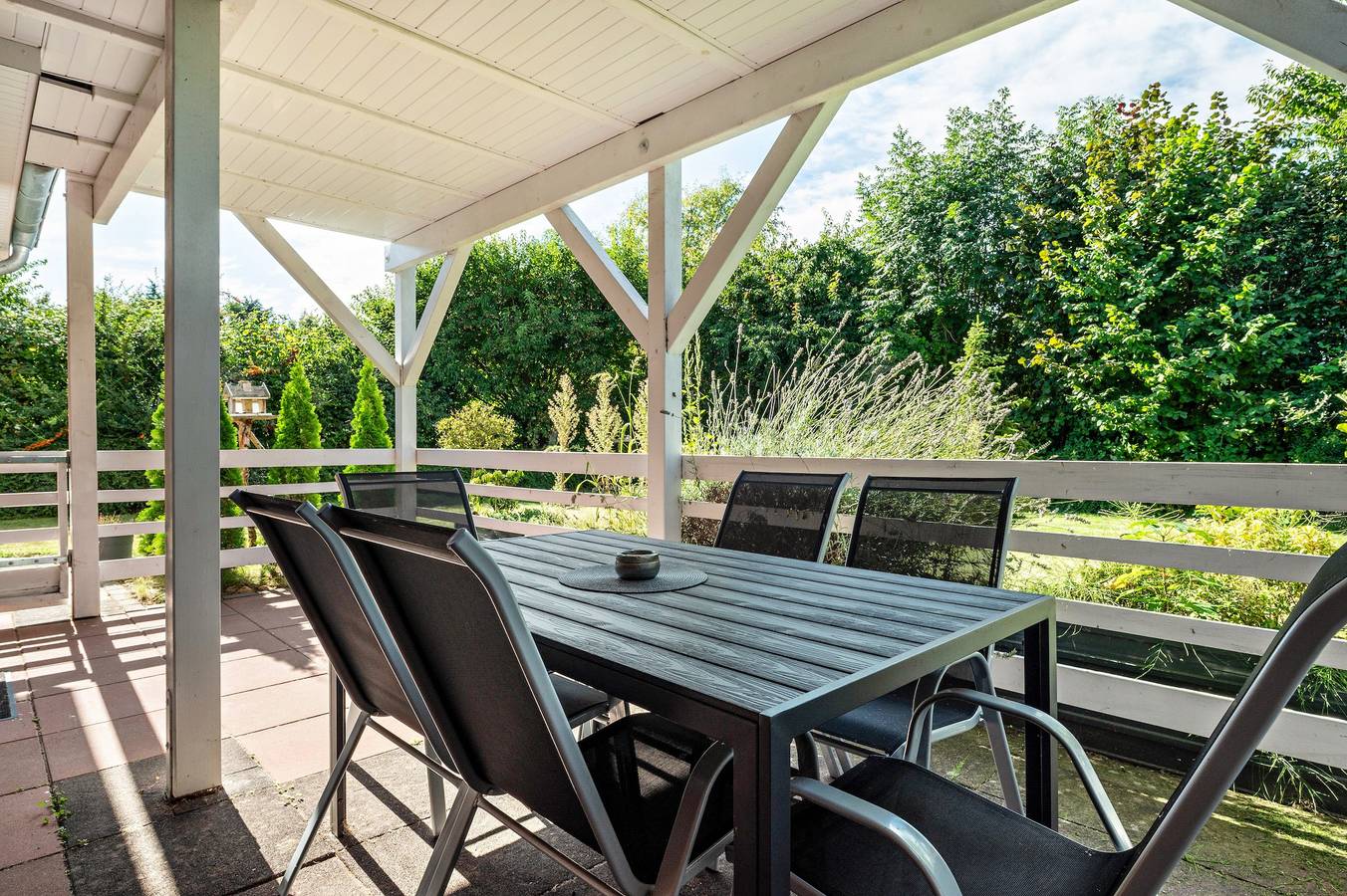 Ganze Wohnung, Apartment 'Haus Ankerplatz' mit privater Terrasse, Gemeinschaftsgarten und Wlan in Wischhafen, Cuxland