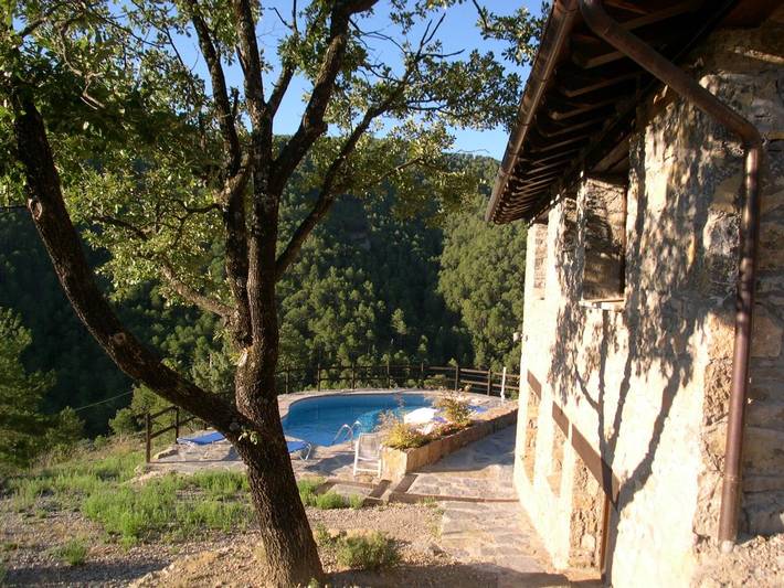Casa rural para 10 personas, con Balcón/Terraza además de Jardín y Piscina en Provincia de Lleida - 4