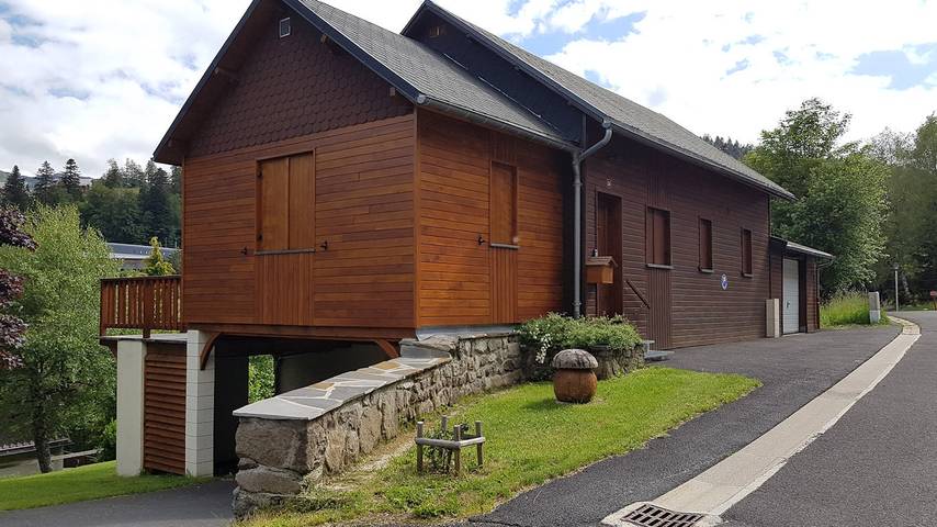 Chalet pour 10 personnes, avec jardin et terrasse dans Le Lioran - 3