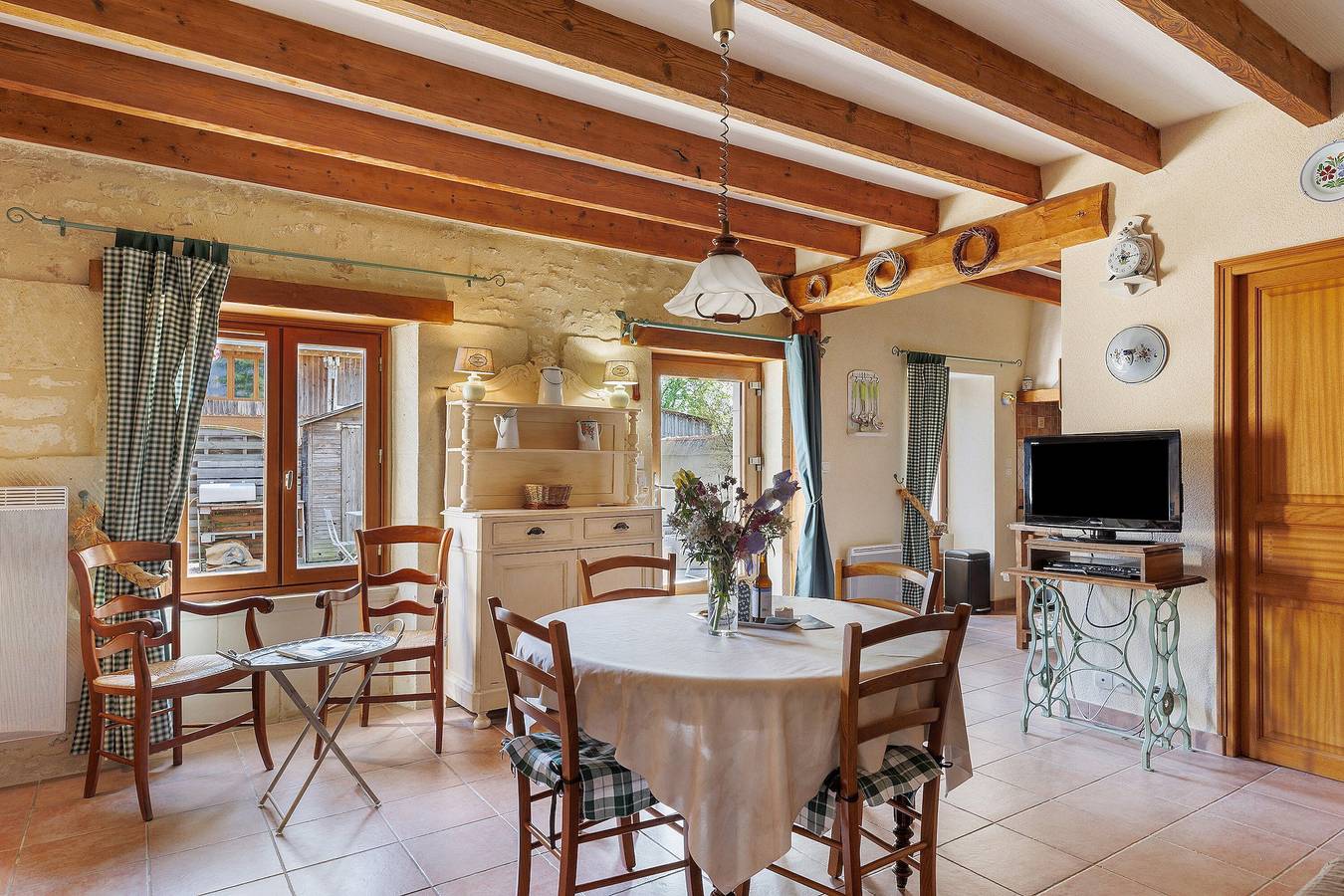 Ferienhaus „La Ferme Du Bellay - Côté Cour“ mit privater Terrasse, Wlan und Klimaanlage in Montreuil-Bellay, Loire-Tal