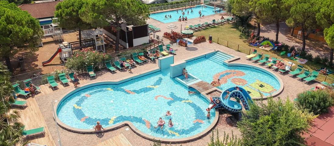 Bungalow para 5 personas, con piscina para niños además de terraza y piscina, Se admiten mascotas - 1
