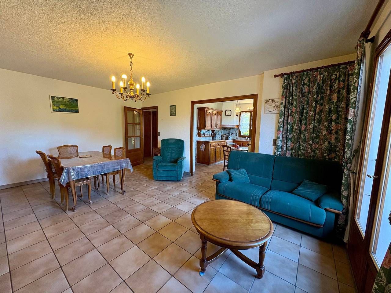Gemütliches Einfamilienhaus mit Bergblick, Wlan und Parkplatz in Saint-Pierre-d'Albigny, Chambéry und Umgebung