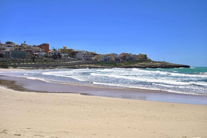 Gîte pour 6 personnes, avec vue et jardin, adapté aux familles à Cava d'Aliga - 2