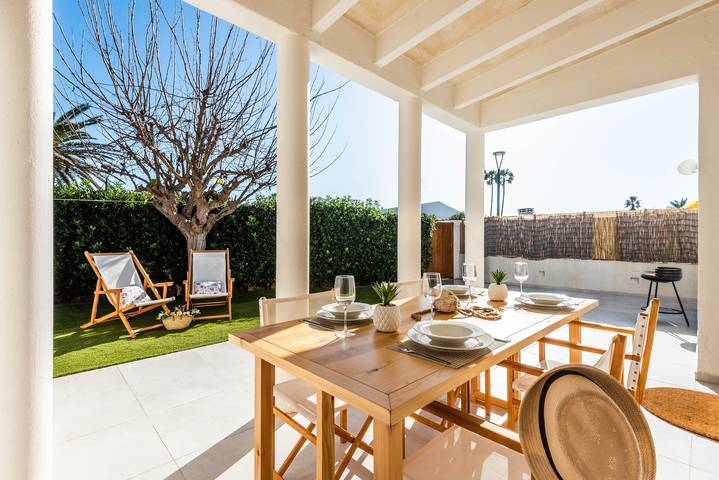 Location de vacances pour 4 personnes, avec Balcon et Jardin dans Son Xoriguer
