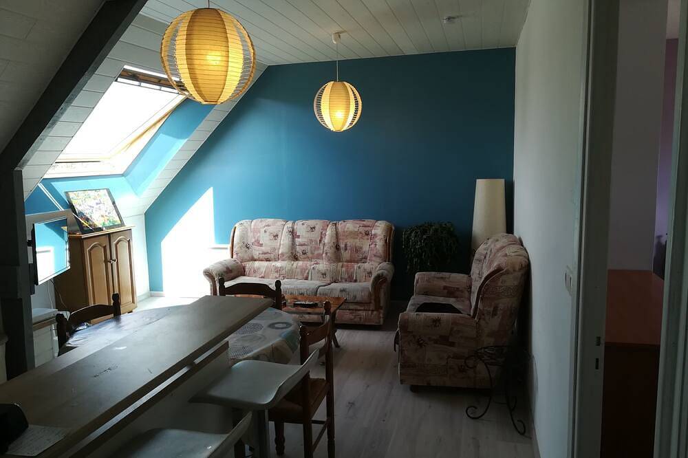 Loue Appartement 58 M² t3 .2chambres .a 30minutes des Plages par bus in Lanester, Côte des Mégalithes