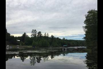 Vacation Apartment for 6 Guests in Adirondack Mountains, Warren County (NY), Picture 1