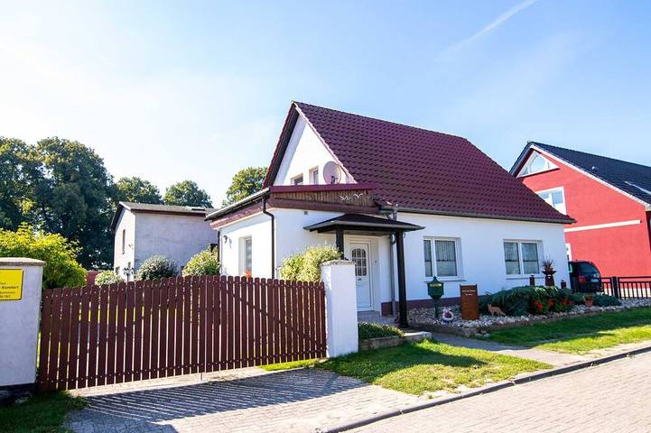 Ferienhaus für 9 Personen, mit Garten und Terrasse, mit Haustier in Kröslin