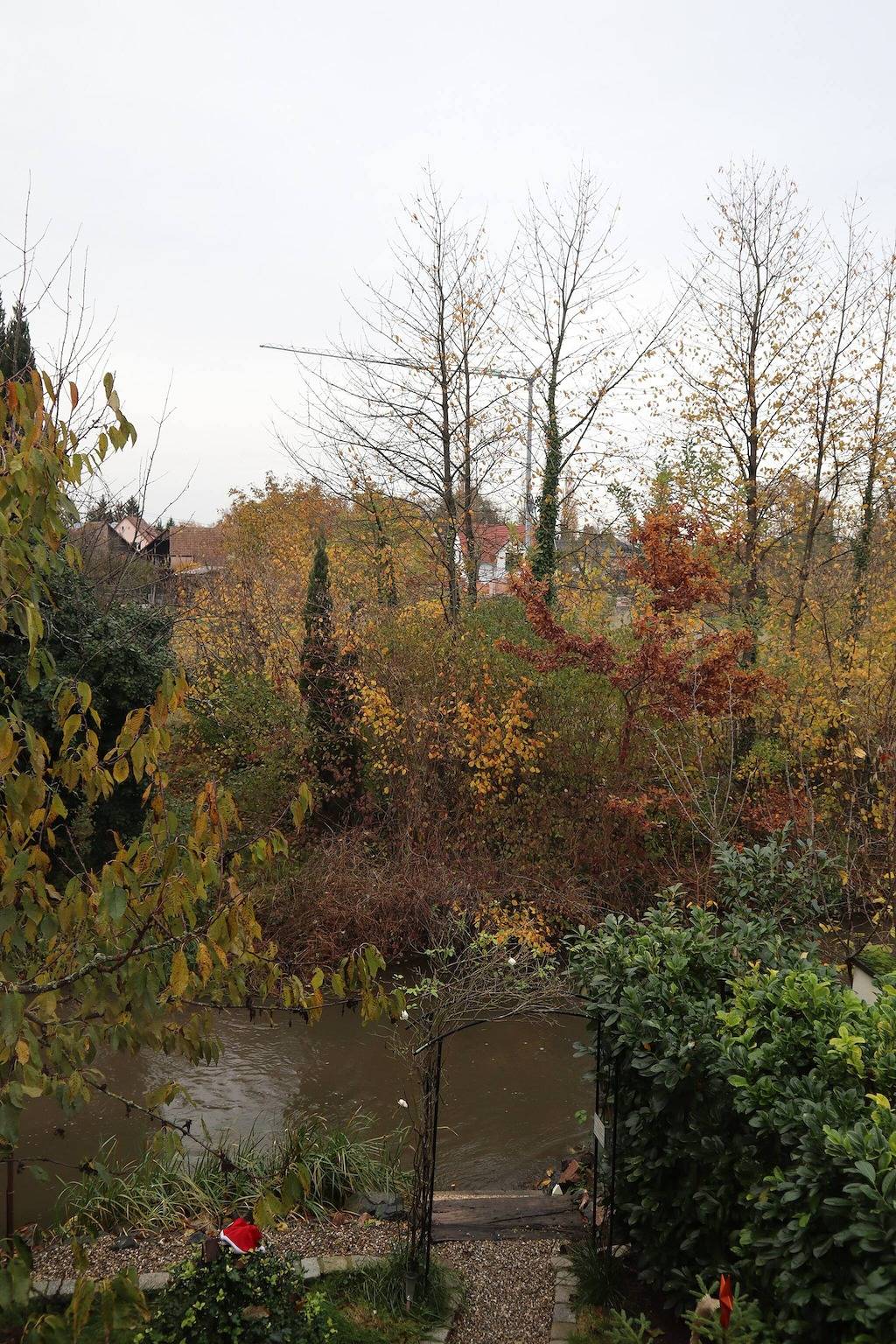 Estudio entero, Entre ciudad y campo - jardín con río in Plobsheim, Región de Estrasburgo