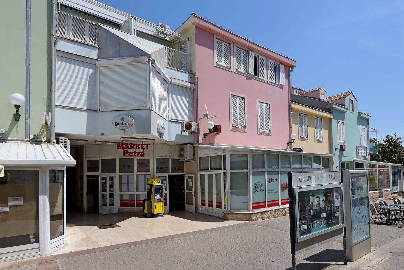 Appartement entier, One bedroom apartment with air-conditioning Palit, Rab A-19661-a in Palit, Rab