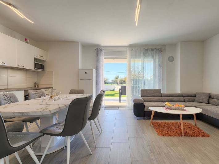 Ferienhaus für 6 Personen, mit Terrasse und Garten in Porec und Umgebung - 3