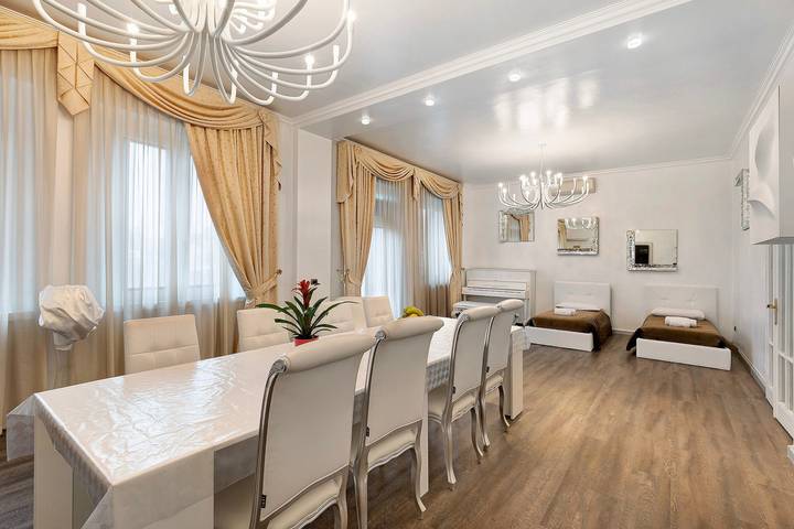 Ganze Wohnung, Ferienwohnung „Luxury Residenza Tosca“ mit Balkon und Wlan in Mantua, Mantua Provinz