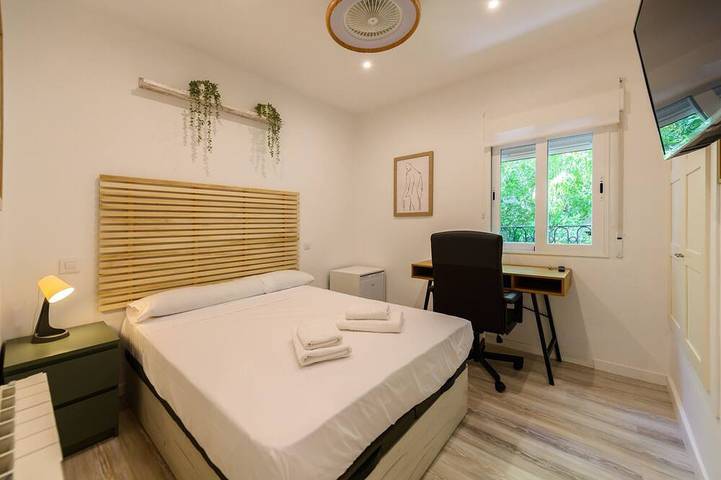 Alojamiento y desayuno para 2 personas en Madrid
