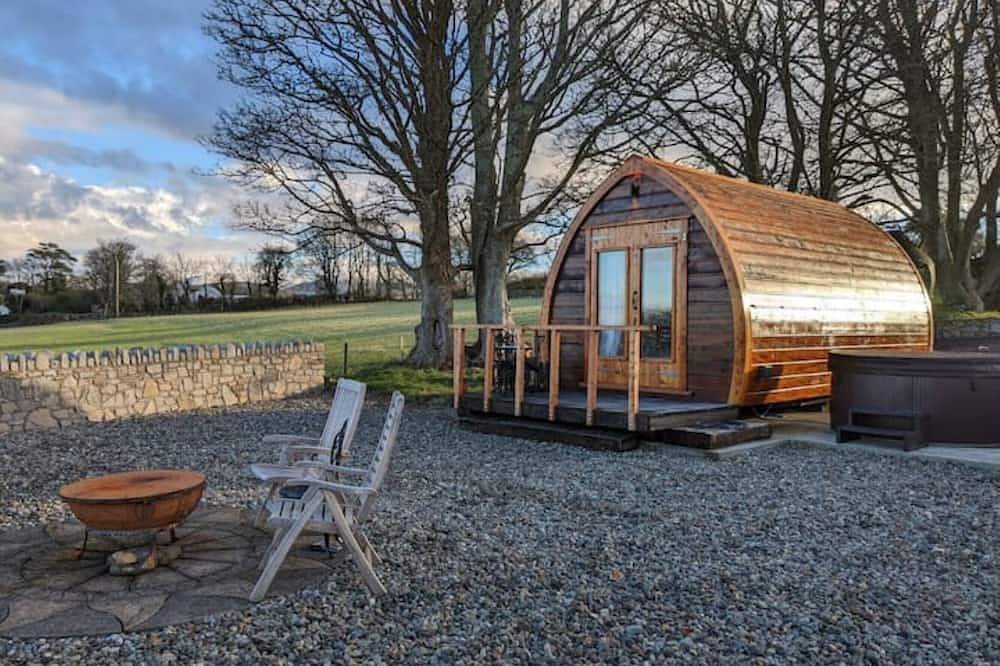 \"The Pod\" Fabulous glamping pod near Snowdonia. in Snowdonia