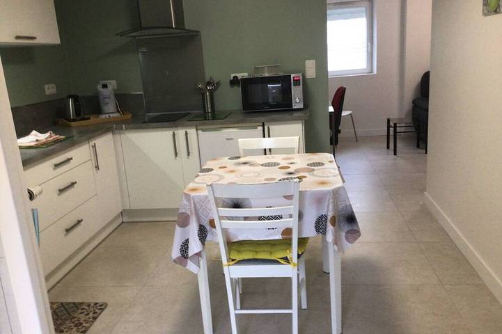 Entire apartment, Le Clos Domenat 1 in Brive-la-Gaillarde, Brive-la-Gaillarde region