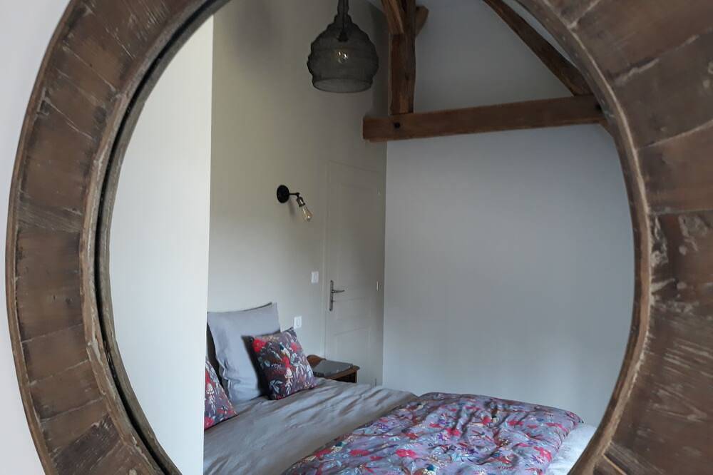 Ancienne grange rénovée, gite de charme au coeur des châteaux de la Loire in Reugny, Région de Tours