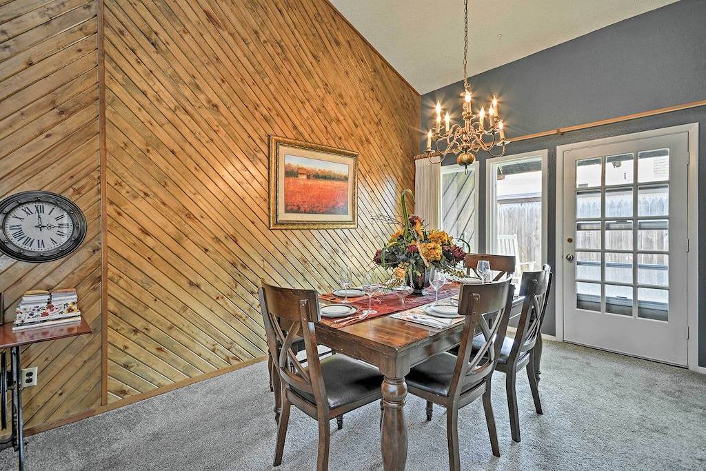 Lubbock Townhome w / Grill -5 Minuten zur Ttu & Downtown in Lubbock, Lubbock County