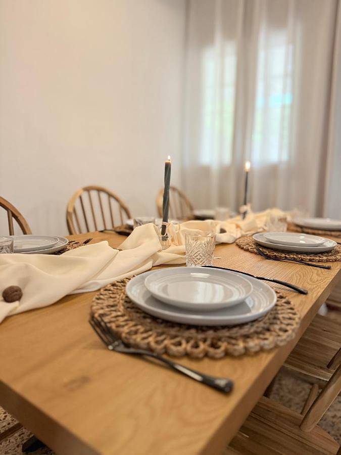 Casa rural para 10 personas, con piscina además de jardín y vistas, Se admiten mascotas en Constantina - 4