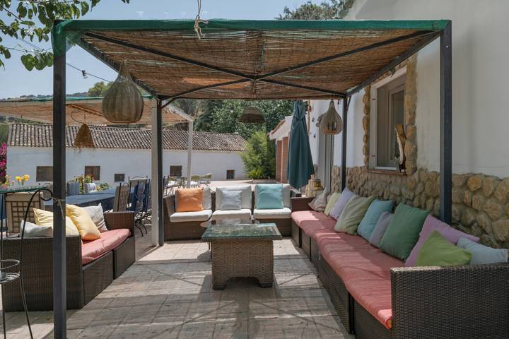 Chalet para 13 personas, con jardín, Se admiten mascotas en Sierra de Cádiz - 3