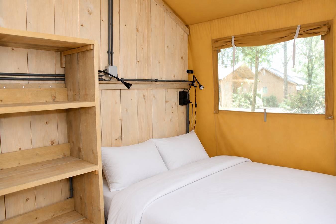Camping ’t Veld — Comfort Safaritent | 4 personen in Hardenberg, Regio Zwolle