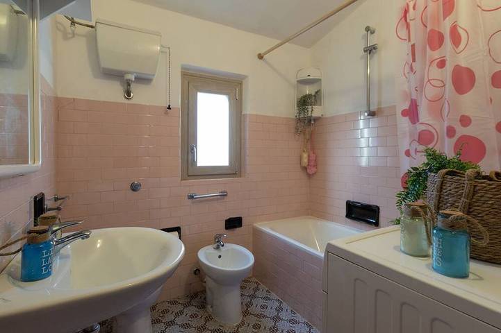 Location de vacances pour 8 personnes, avec jardin à Sant'Antonio di Gallura - 4