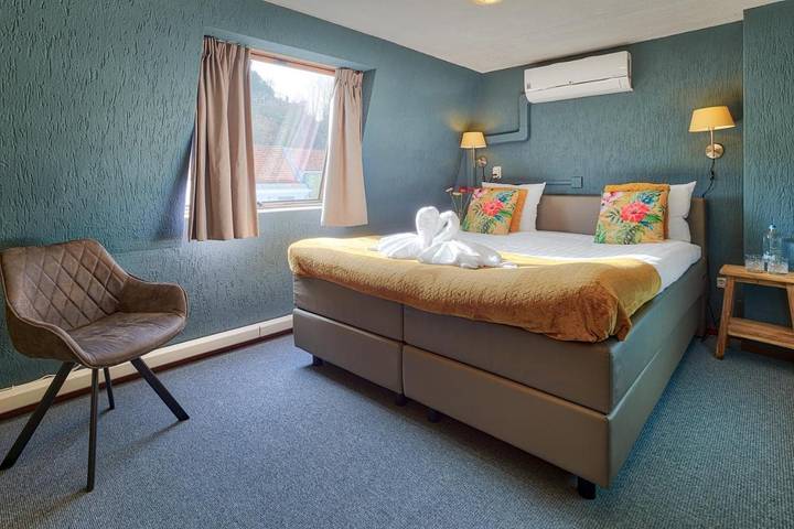 Hotel voor 2 personen, met terras in Valkenburg