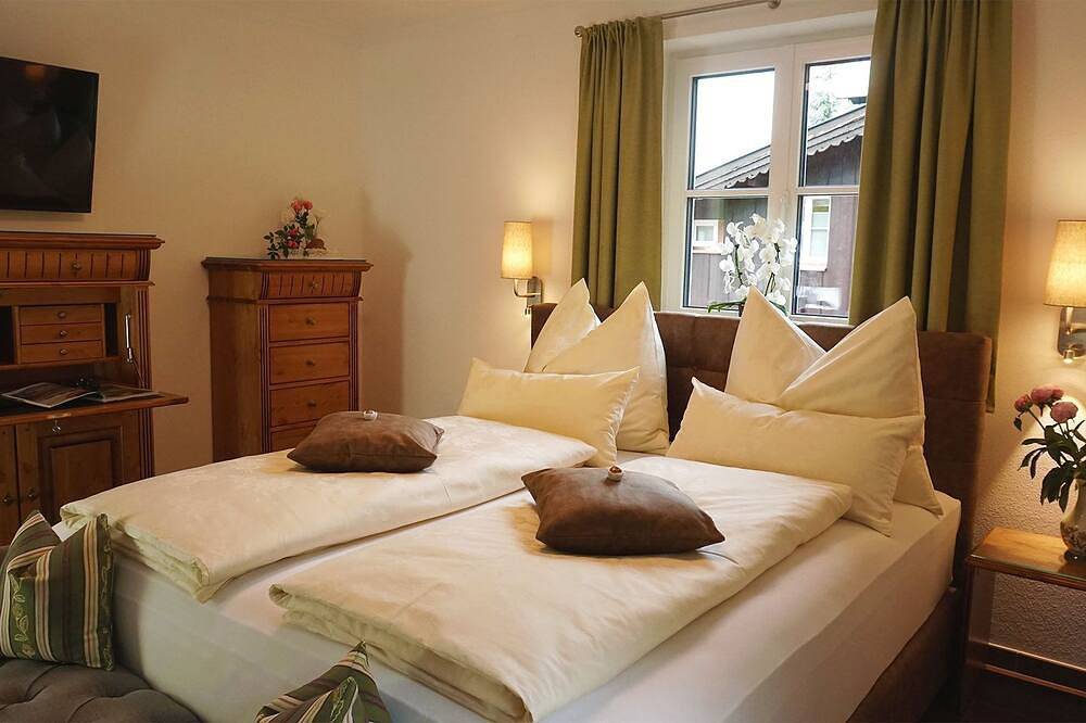 Ganze Wohnung, 1. Stock - Villa Eisl-Raudaschl in Salzkammergut-Berge, Sankt Gilgen