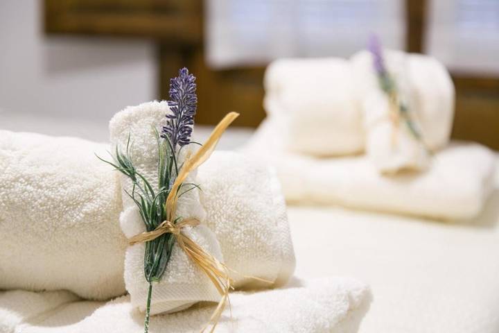 Casa rural para 7 personas, con jardín además de balcón y vistas en Los Cameros - 2