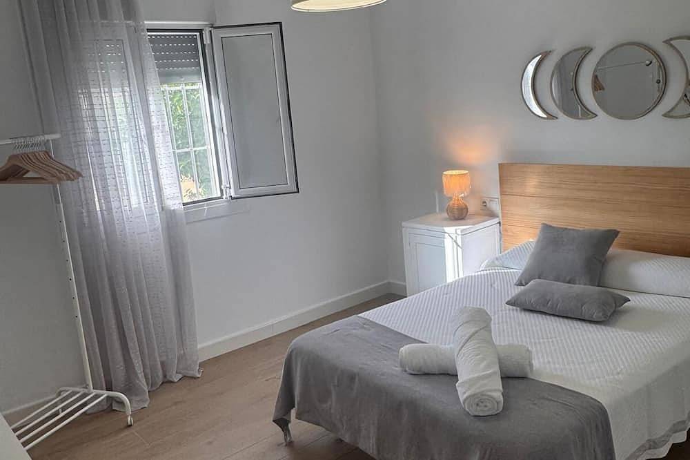 House Ana Maria Disconnection In The Mountain With Incredible Views. Private Swimming Pool. in Antequera, Province de Málaga