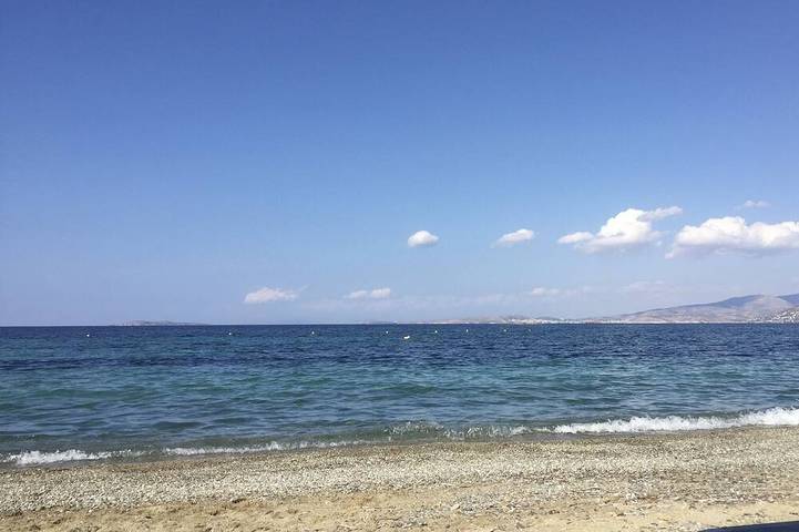 Gîte pour 6 personnes, avec balcon dans Saronida
