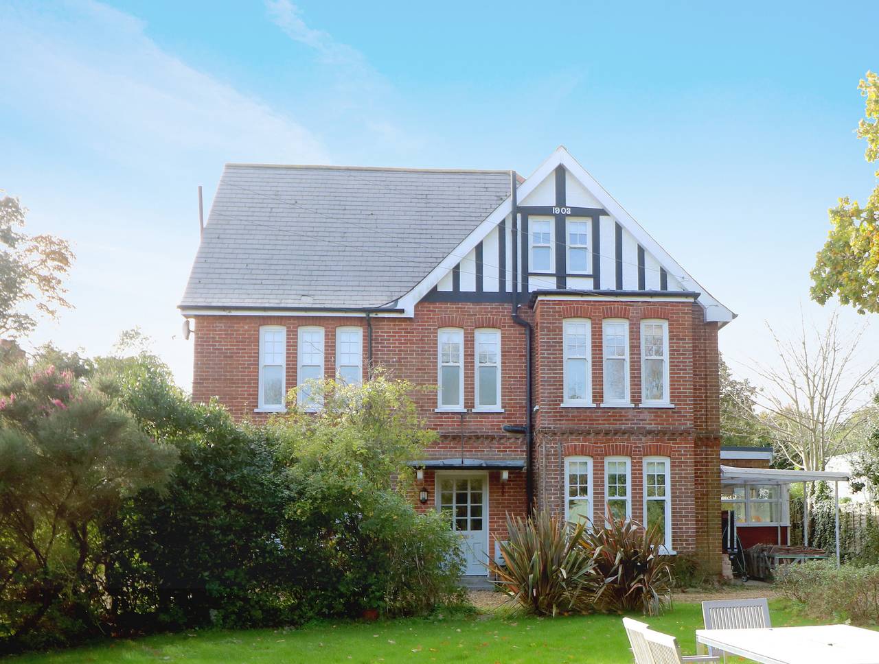 Entire apartment, 5 The Nab House in Bembridge, Isle of Wight