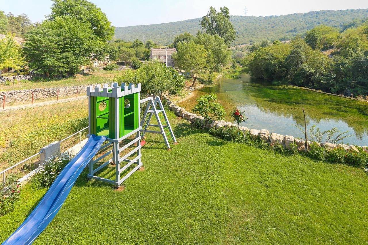Waterfall House Getaway in Grab (Dalmatien), Dalmatinisches Zagora
