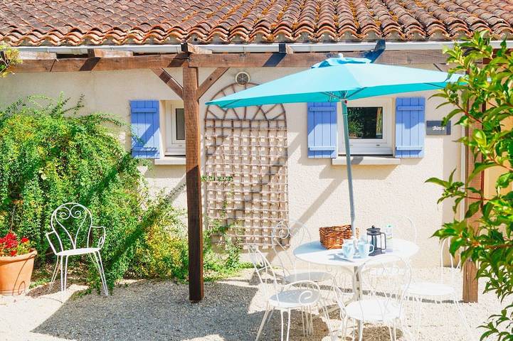 Gîte pour 3 personnes à Larzac (Dordogne)