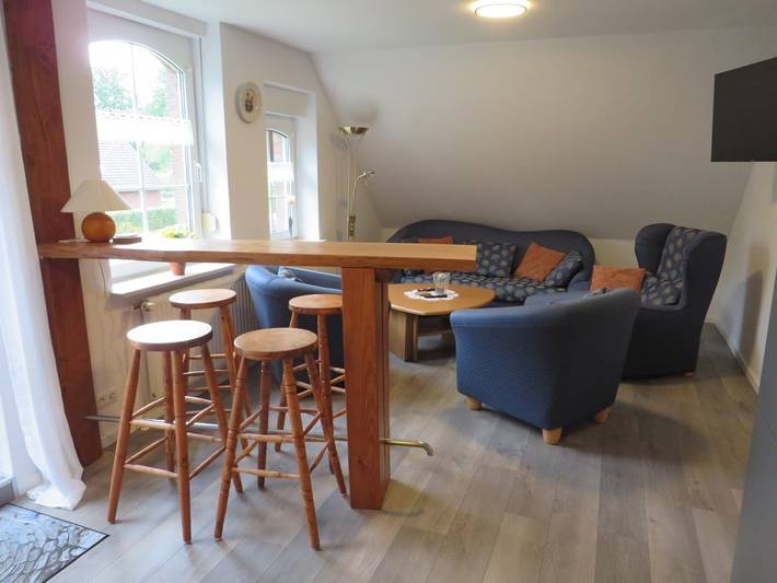 Entire apartment, Holiday apartment for 7 people with balcony in Aurich, Landkreis Aurich
