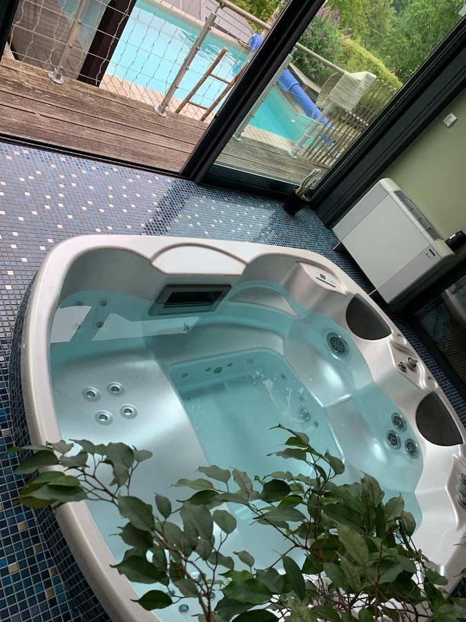 Appartement entier, Jacuzzi Piscine Nature Animaux in Maisonsgoutte, Région de Sélestat-Erstein