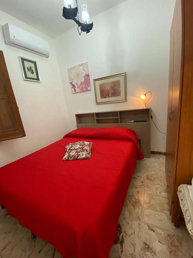 Maison d’hôte pour 2 personnes, avec terrasse, animaux acceptés à Tropea - 2