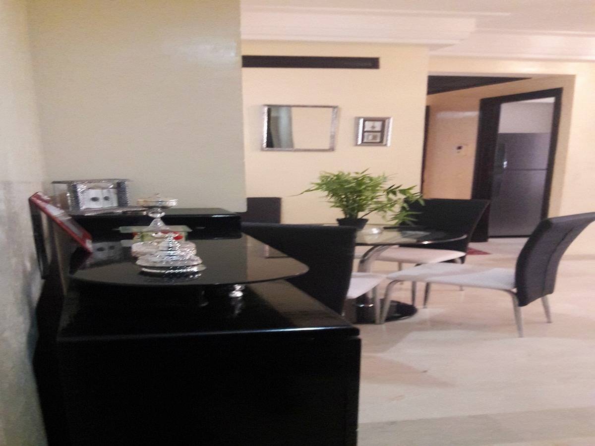 Entire apartment, Apartment with Terrace in Casablanca, Grand Casablanca region