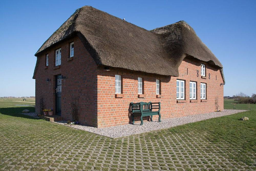Ganze Wohnung, Paulas Haus | Ferien unter Reet in Pellworm, Nordfriesland