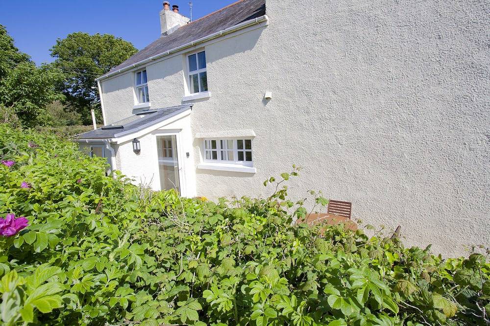Holiday Rental for 4 People in Swansea region