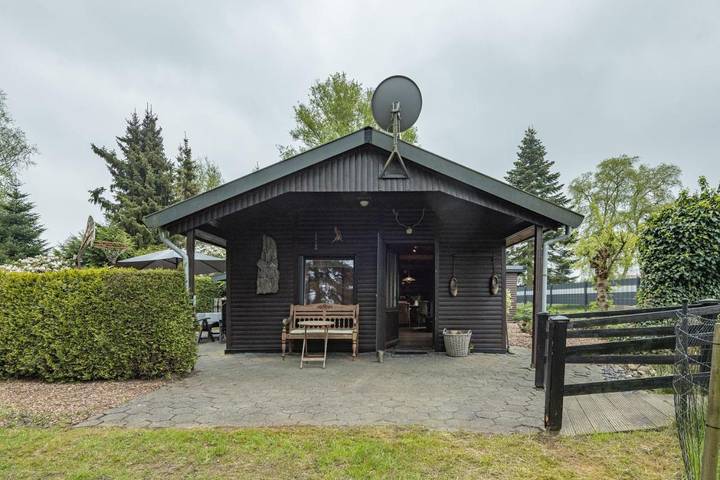 Ferienhaus für 5 Personen, mit Terrasse und Garten in Hesel