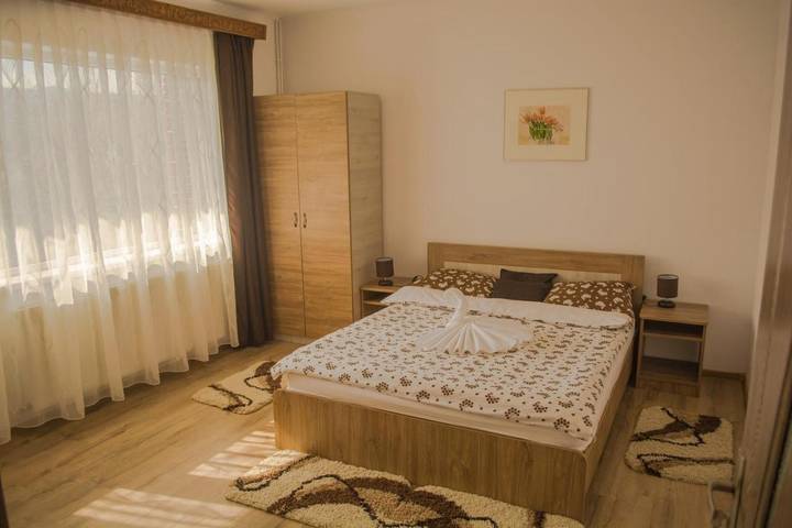 Gîte pour 4 personnes, avec jardin et vue dans Mureș - 3