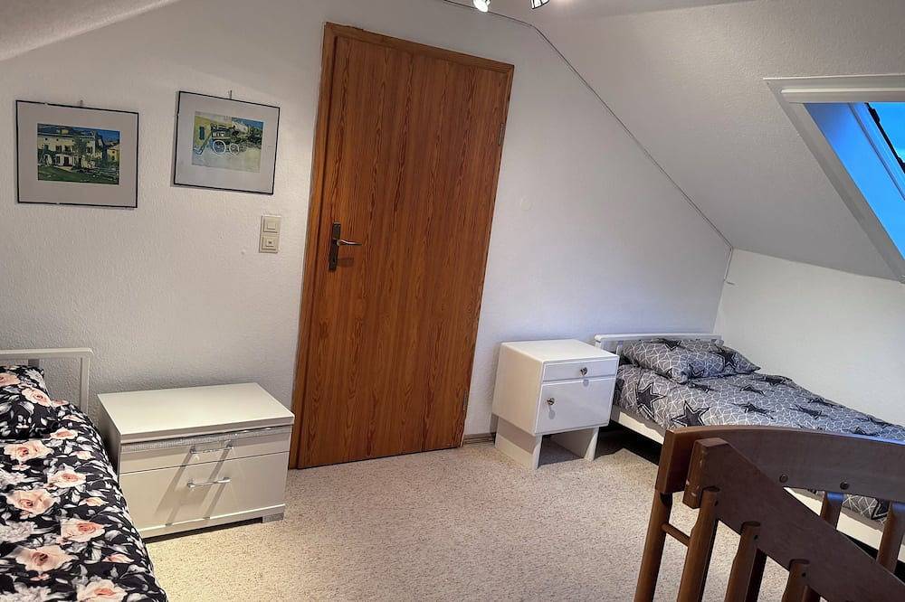 Ferienhaus Allgäu Parkplatz, Balkon & Garten in Leutkirch im Allgäu, Region Bodensee-Oberschwaben