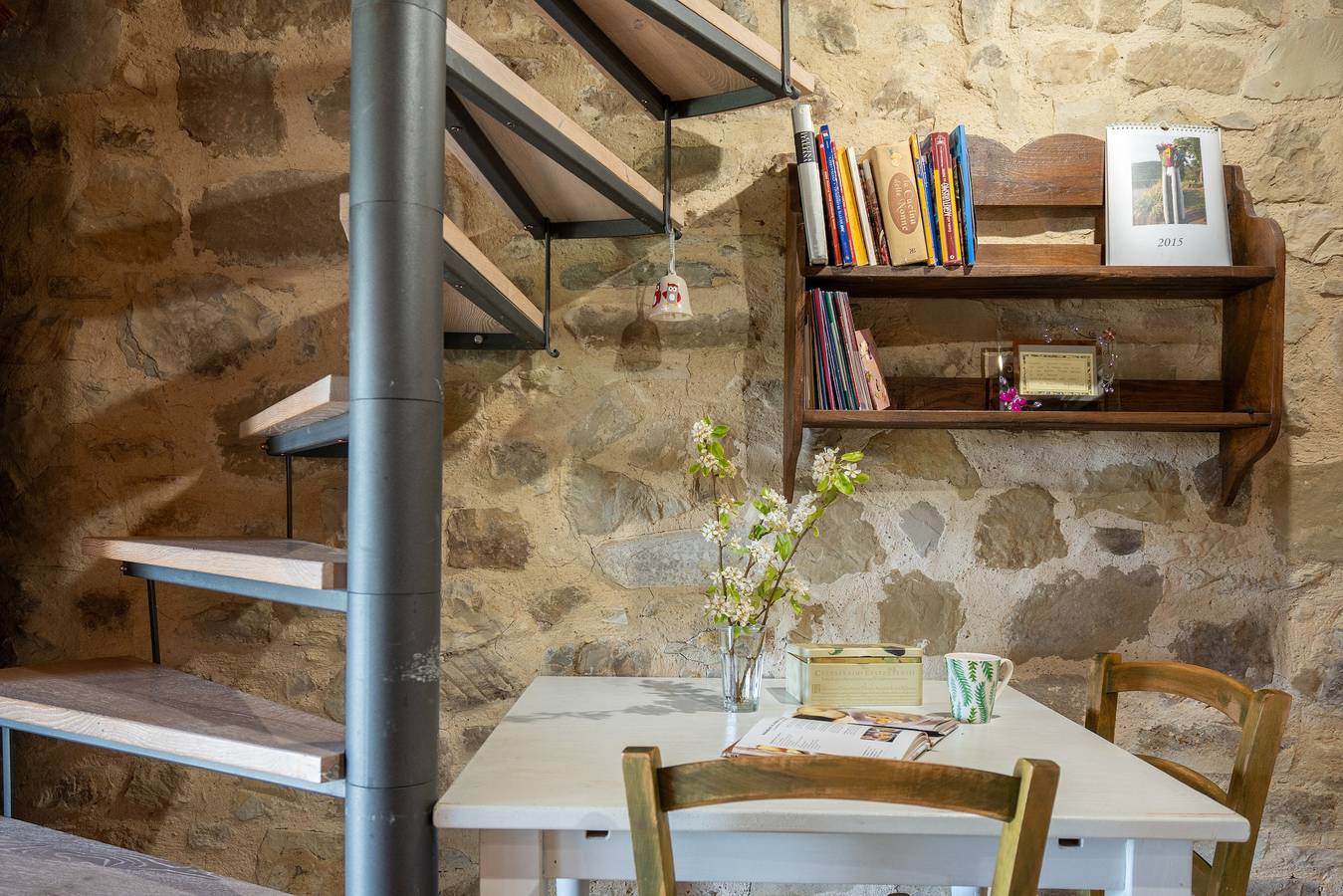 Ganzes Studio, Apartment „Camera con vista Anghiari“ mit Terrasse, Wlan und Parkplatz in Anghiari, Valtiberina