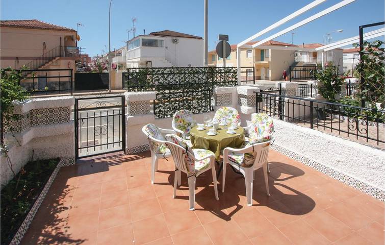 Acogedor Apartamento con Piscina y Parking: 900m de la Playa in Platja Llisa (Santa Pola), Santa Pola