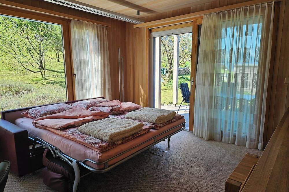 Ganze Wohnung, Apartment Edelweiss – atemberaubende See- und Bergsicht, ruhig, sonnig, Terrasse in Treib, Seelisberg
