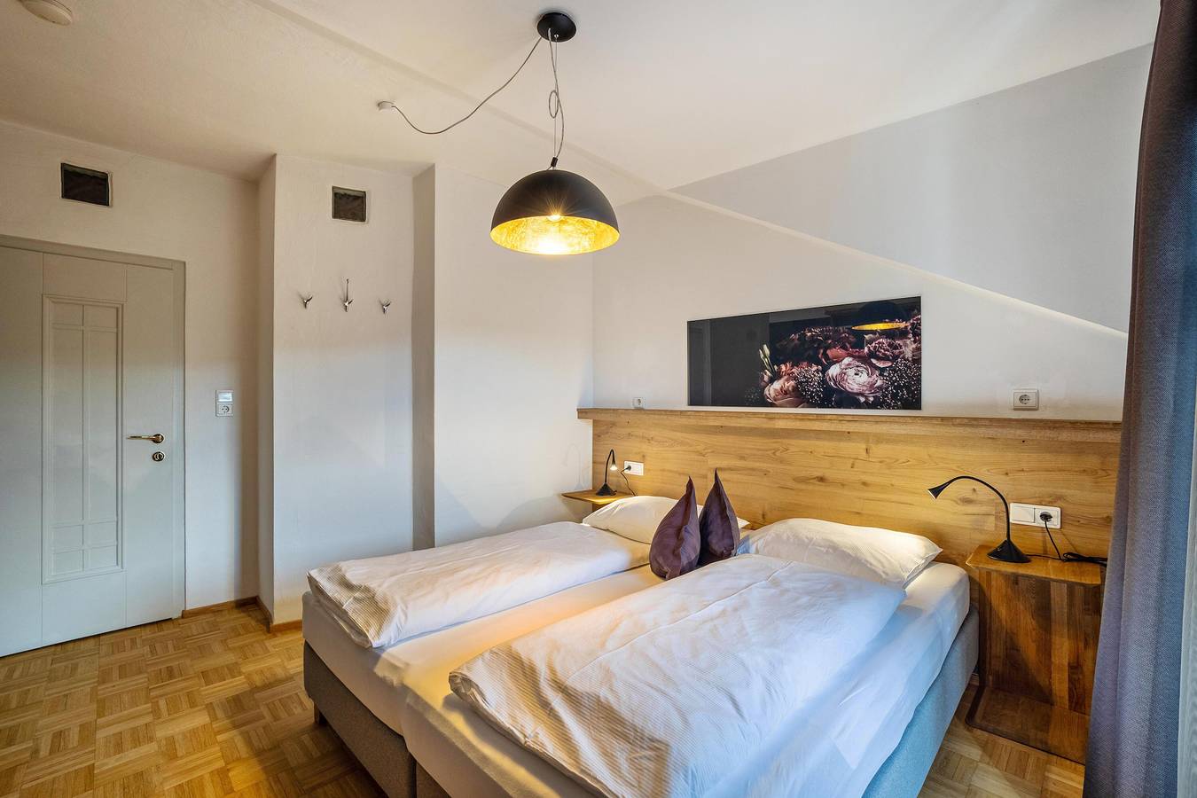 Ganze Wohnung, Ferienwohnung '2' mit Bergblick, Gemeinschaftspool und Wlan in Issing, Pfalzen
